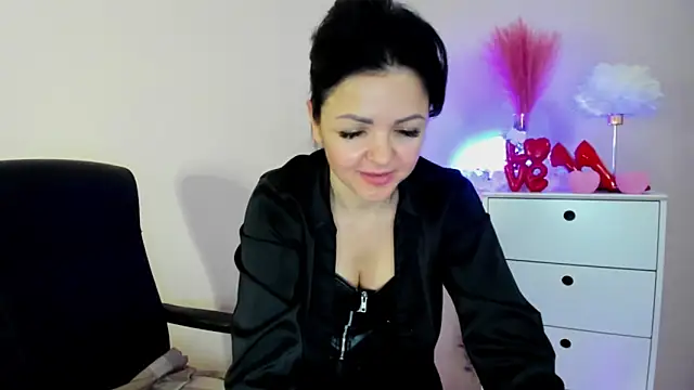 Mollybloom40のライブXXXチャット