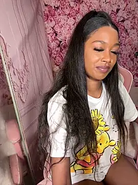 mismialove: онлайн-секс-чат