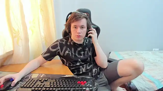 iliaskrislove 即時 XXX 聊天