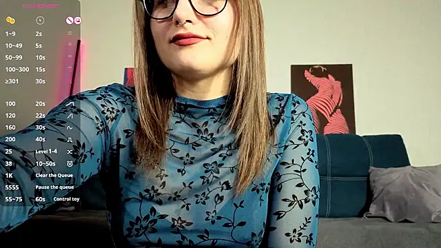 TrixiBell's Live XXX Chat