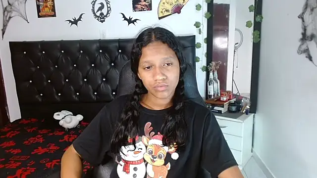 Luna_Ebony_: онлайн-секс-чат