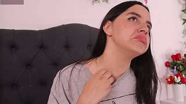 kaylee_lee Adlı Modelin Canlı XXX Sohbeti