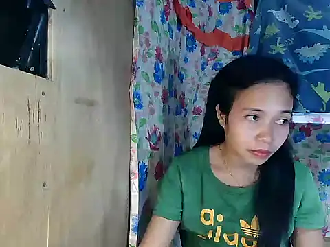 Živý XXX chat PinaySkinnyGirl