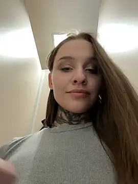 XXX chat uživo modela KishaMur