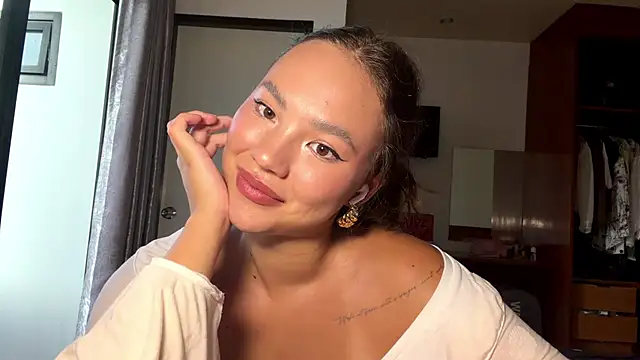 XXX chat uživo modela kamila_18_french