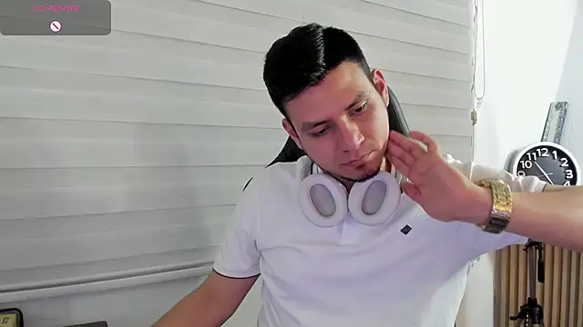 Rick_Adams live XXX chat