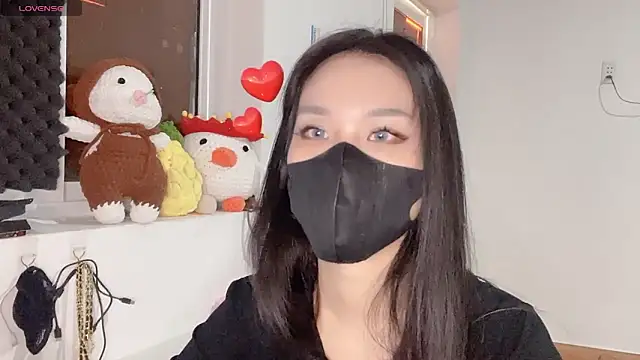 Tieu-May's Live XXX Chat