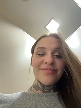 XXX chat uživo modela KishaMur