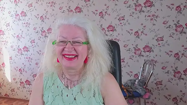 Maya_Mayflower Chat XXX in diretta