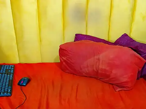 GiantDeal69's Webcam Show