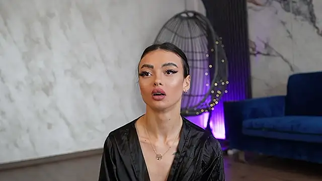 RachelRavee Chat XXX in diretta