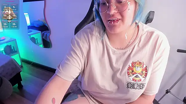 lucky-leah live XXX chat