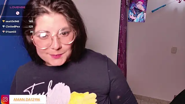 Azamy-12 Adlı Modelin Canlı XXX Sohbeti