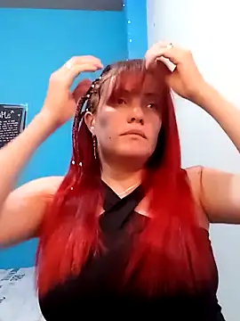 carolinhe_'s Live XXX Chat