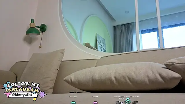 kimryuu Chat XXX in diretta