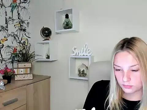 VelvetAngela Adlı Modelin Canlı XXX Sohbeti