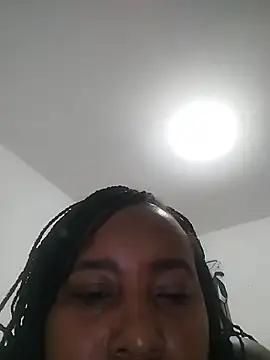 HilarySolis' Live XXX Chat