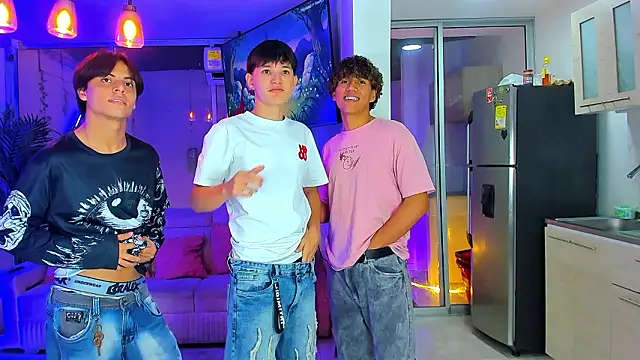 Houseofwarrios Chat XXX in diretta