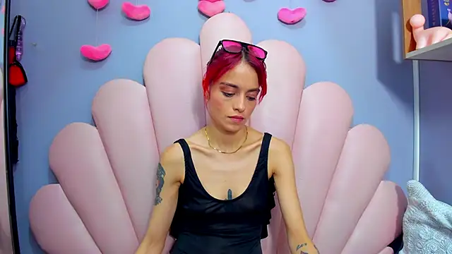 luci_miller: απευθείας συνομιλία ΧΧΧ