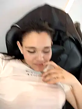 Astrid_williams Obrolan Langsung XXX