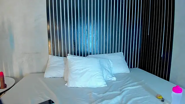 melodyphillips_2_: απευθείας συνομιλία ΧΧΧ