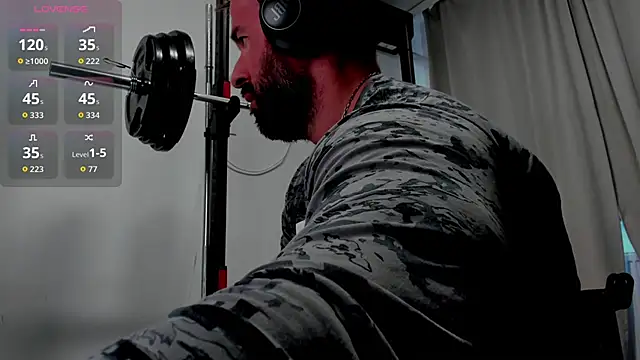 David_Big_Daddy Adlı Modelin Canlı XXX Sohbeti