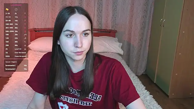 Angeel_Kate élő XXX-chatje