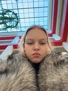 AshleyMur Adlı Modelin Canlı XXX Sohbeti