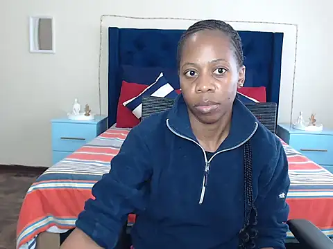 Chat XXX ao vivo de QUEENMANDYY