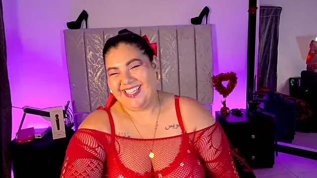 AndreaKinkyのライブXXXチャット