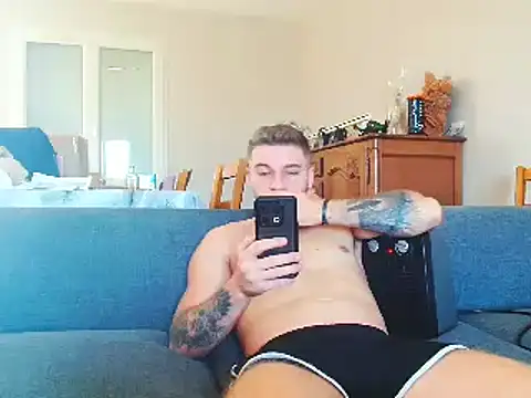 Elkafit28 Live XXX-chat