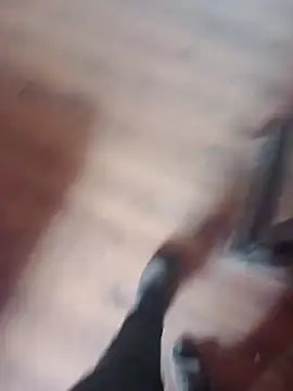 bajoderx585Oregano webkamerás műsora