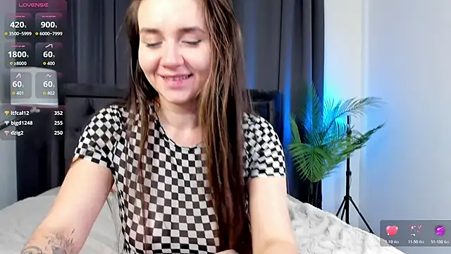 Domirelle élő XXX-chatje