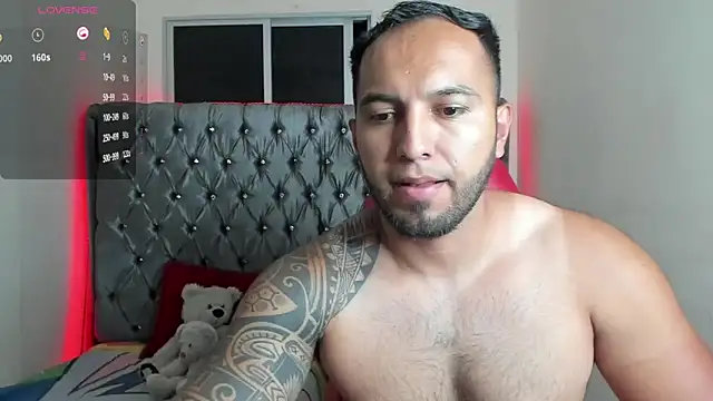 แชท XXX สดของ mrloganfuck1