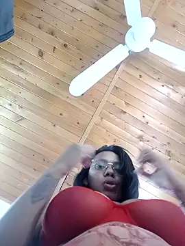 Chat +18 de lia_mariana ao vivo