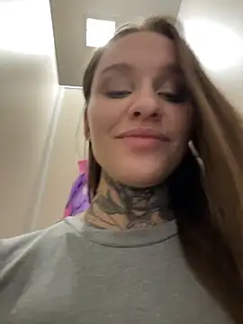 KishaMur Adlı Modelin Web Kamerası Şovu