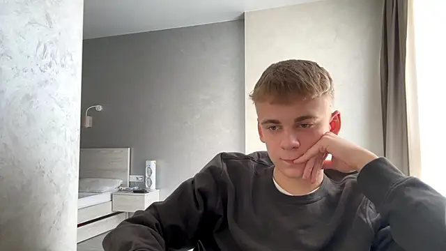 SoloFury: вебкам-шоу