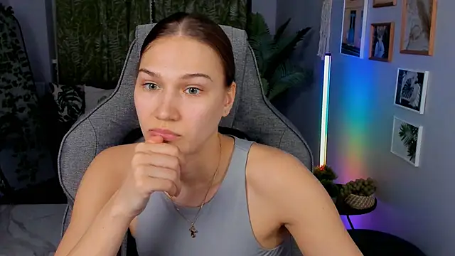 Sweet_Emilya's Live XXX Chat