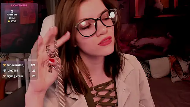 CathyAdams Adlı Modelin Canlı XXX Sohbeti