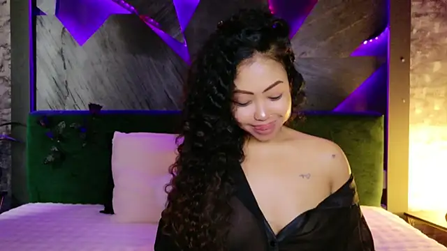 ElyaQuinn 웹캠 쇼