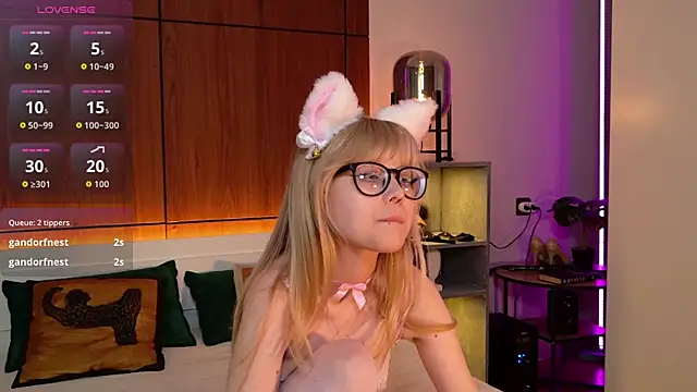 MoliQin's Webcam Show