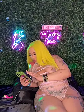 RenaThickAss' Webcam Show