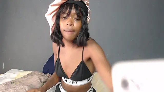 xSATIVAx 即時 XXX 聊天