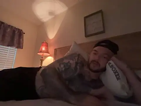 8umf1ghter's Live XXX Chat