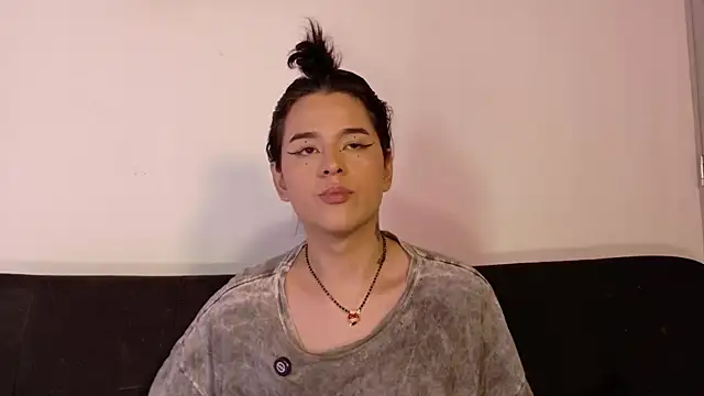 Angel-umbra's Live XXX Chat