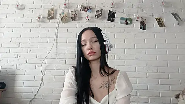 VanettaHartong's Live XXX Chat