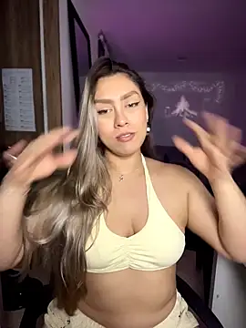 Im_sophiie élő XXX-chatje