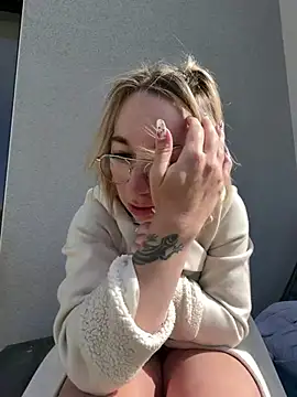 Giuliana_baby live XXX chat