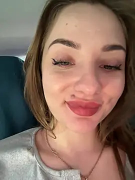 Night_dreams live XXX chat