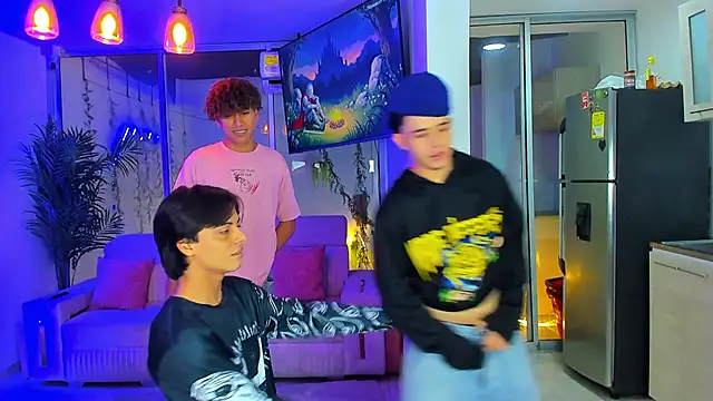 Houseofwarrios: онлайн-секс-чат